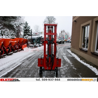 Ładowacz hydrauliczny widłowy na tył ciągnika PHW 240/T przesuw hydrauliczny 