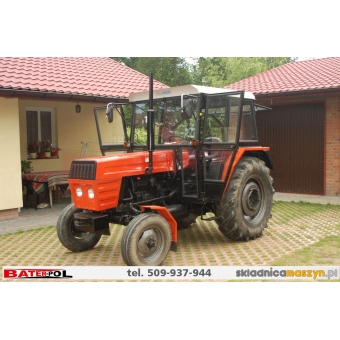 Maska standard lakierowana proszkowo URSUS C-360 CZERWONA kanciasta 
